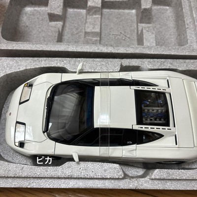Autoart Bugatti Eb 110 Gt White 1/18 Minicar