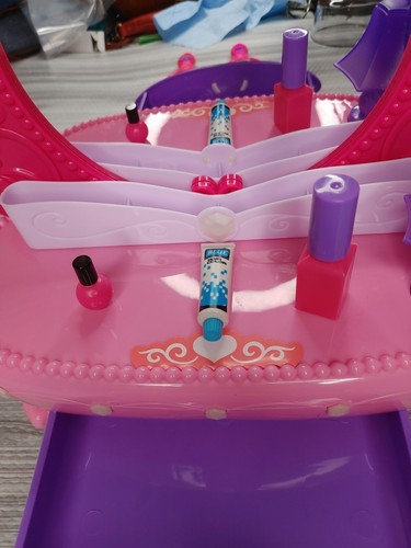 Fashion Vanity Mirror - For Pretend Makeup for Little Girls. Works Perfect. GUC - Picture 6 of 12