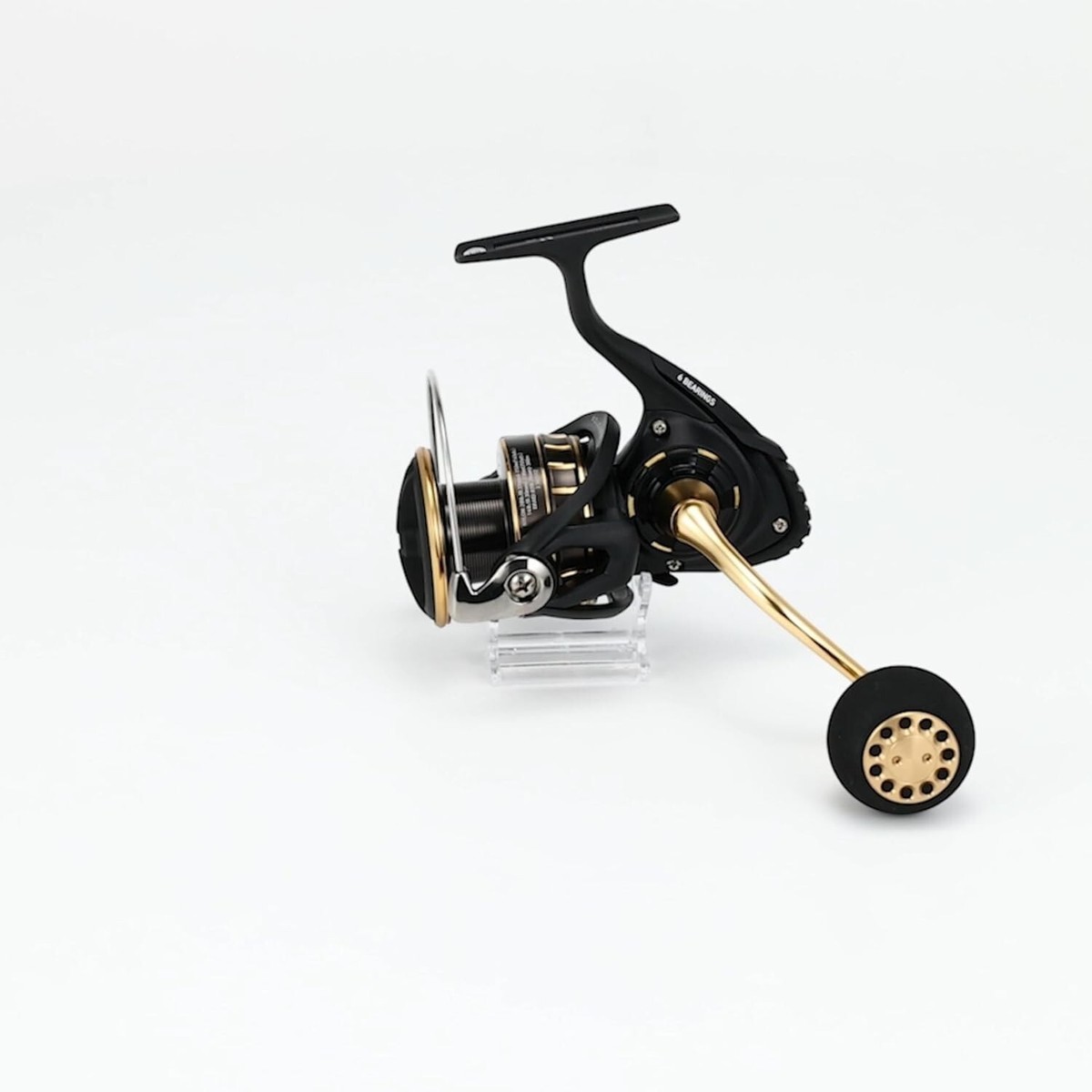 DAIWA　BG４０００H Daiwa 23 BG SW 4000D-CXH Spinning Reel Free shipping from