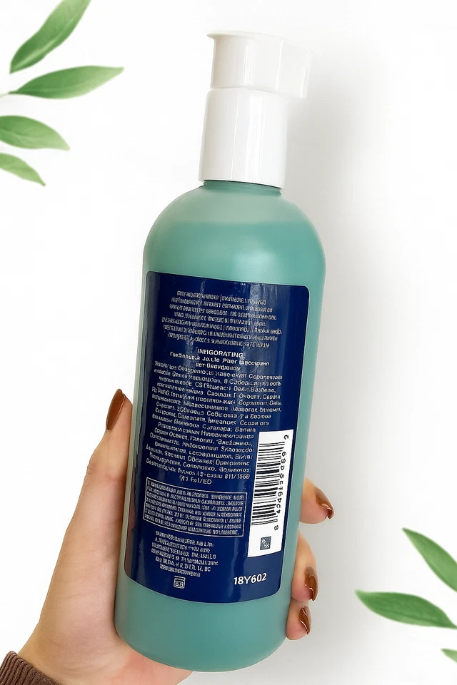 Jabón facial vigorizante Kiehl’s Facial Fuel 16,9 oz/500 ml gel limpiador para hombres Foto 2 de 2