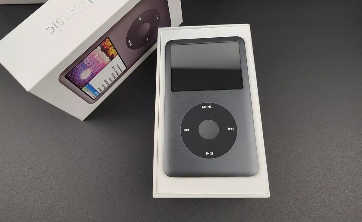 Apple iPod Classic 7th Generation Black 1 TB A1238 REFURBISHED | eBay