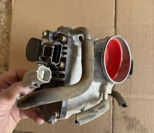 02 TOYOTA 4RUNNER 3.4L V6 5VZ-FE THROTTLE BODY 62020 - Picture 3 of 7