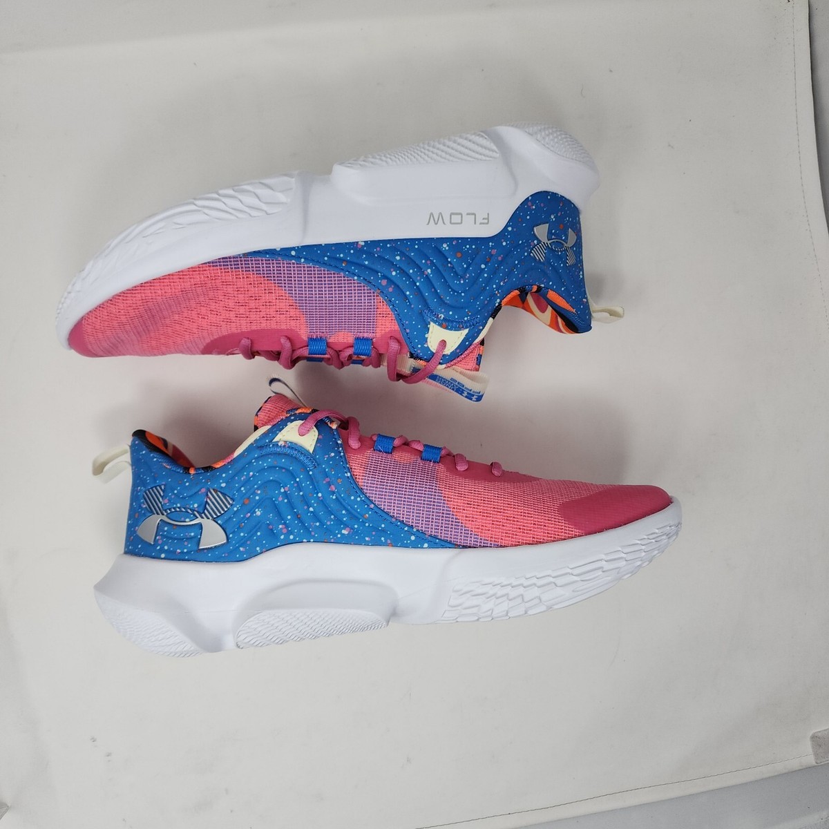 Under Armour Men Black with Pink & Light Blue Training Sneakers. Size 12 Under Armour Basketball Shoes Mens 12 Pink Blue Flow FUTR X  main image 3