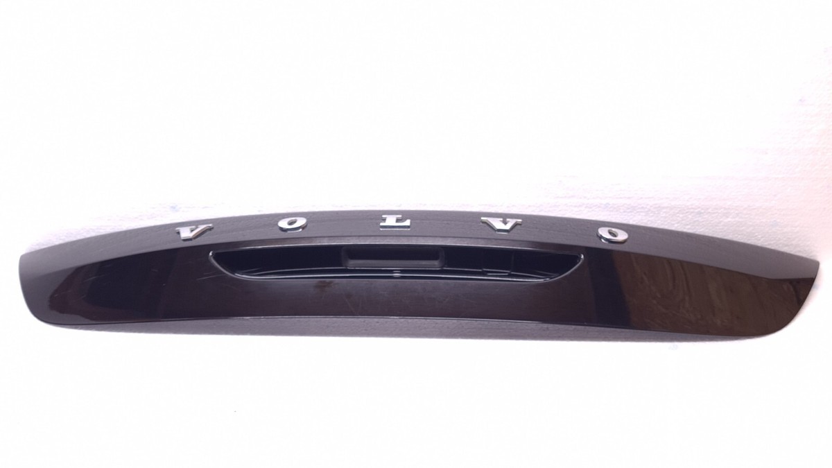 Volvo V40 II - original rear strip handlebar tailgate trunk