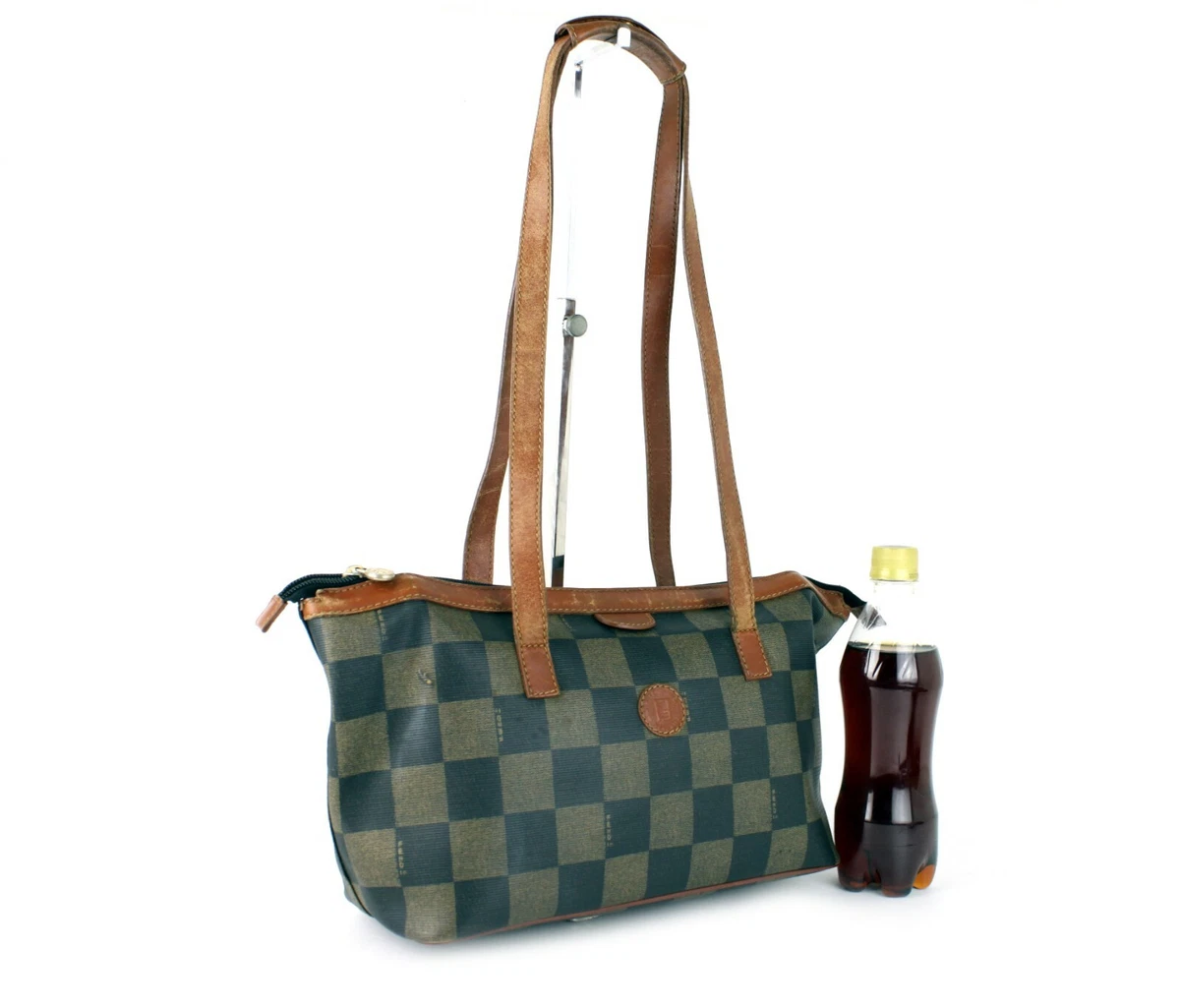 Fendi purse hotsell used