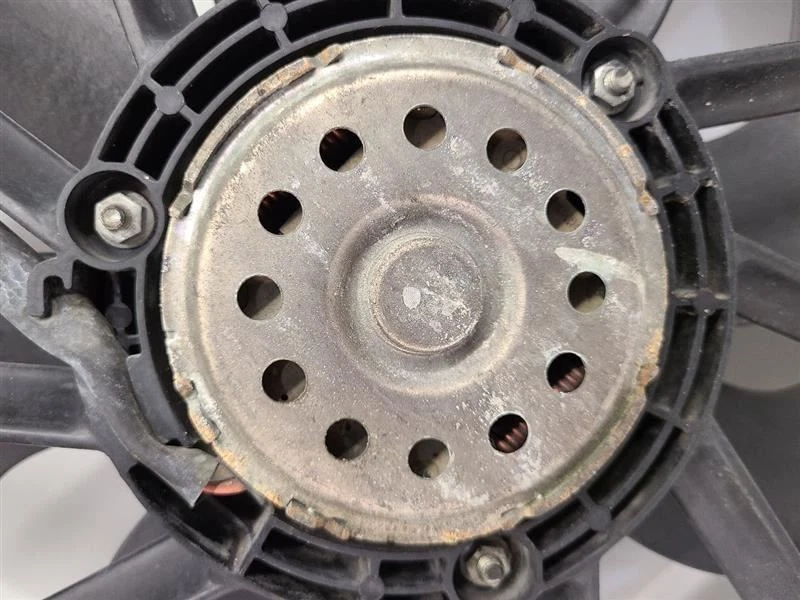 BUICK ENCORE 2014-2019 Radiator Fan Motor Assembly 1.4L 95301357 — 第 2/4 张图片