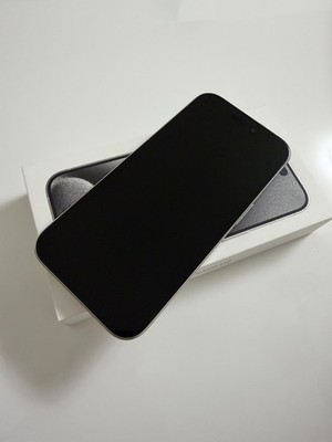 Apple iPhone 15 Pro 128GB Titanium White