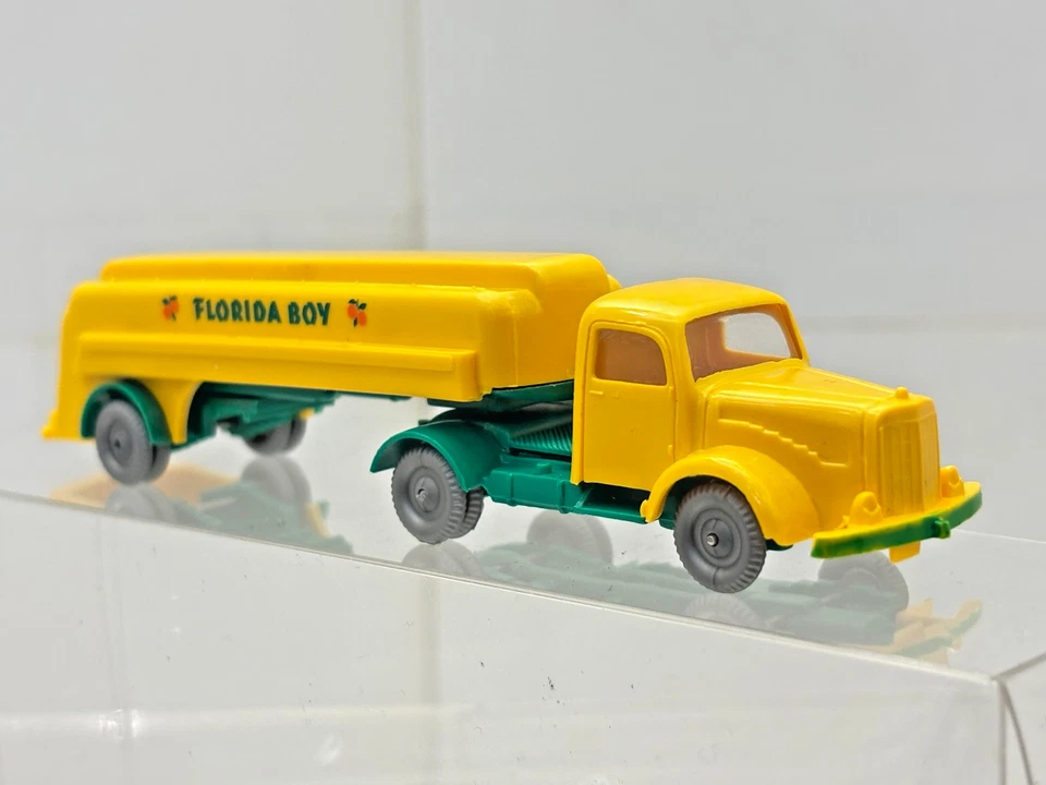 I.M.U.-Originale WIKING-Replika als "Florida Boy" Tanksattelzug mit Mercedes Zm