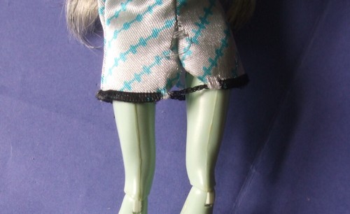 Poupée Monster High Frankie Stein « SCARIS : City of Frights » 2012 - Imagen 5 de 6