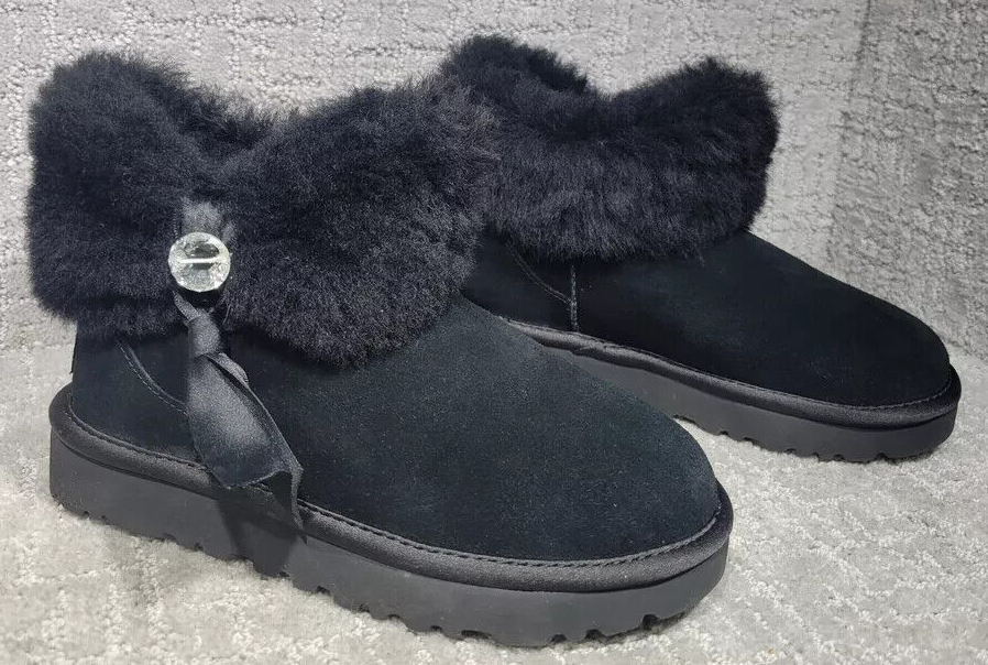 Ugg Bailey Bling Womens Size US 5 Black Suede Ankle Fur Trim Snow Boots 1106909