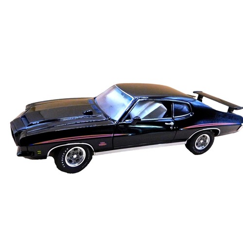 1:24 GMP 1970 Pontiac GTO Convertible 