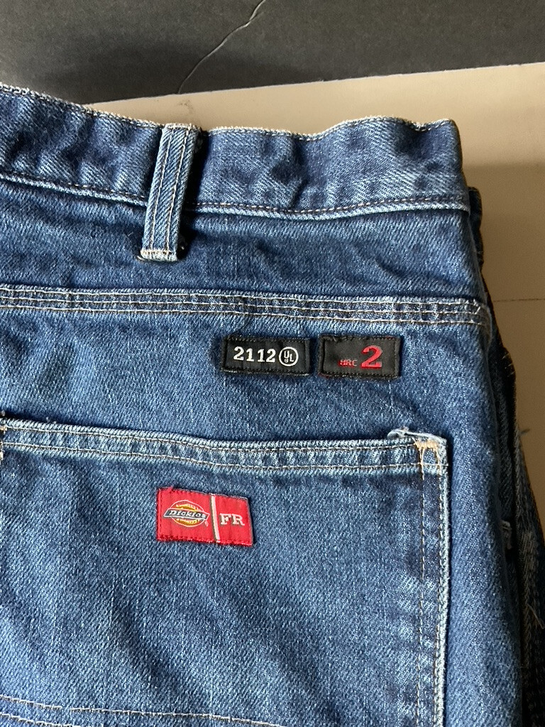 Dickies FR Jeans Mens 42x31 Blue Denim Carpenter Flame Resistant Work Grunge image 2