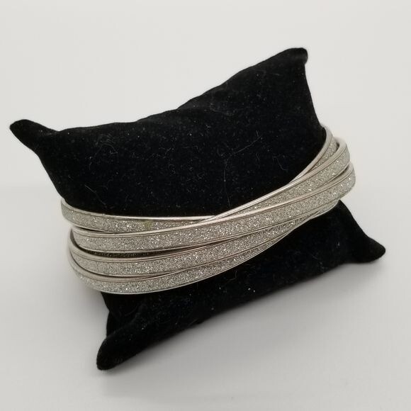 silver glitter intertwined bangles - image 1