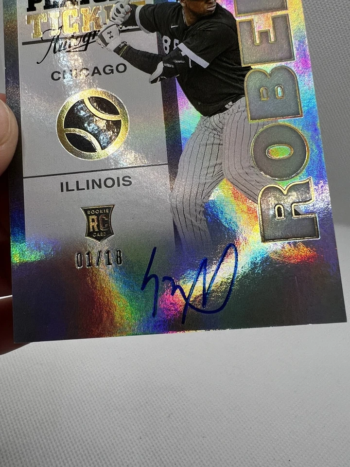 LUIS ROBERT 2020 CONTENDERS RC PLAYOFF AUTOGRAPH ROOKIE NUM #1/18 Bookend Clean! - Image 4 of 4