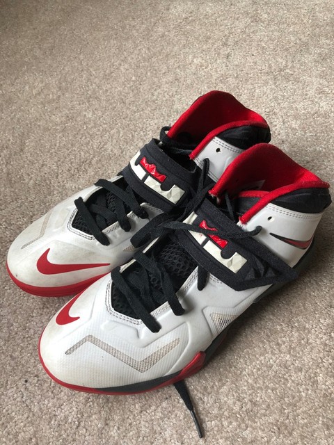 nike zoom soldier vii