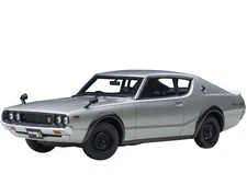 NISSAN SKYLINE 2000GT-R (KPGC110) RHD SILVER 1/18 MODEL CAR BY AUTOART 77471