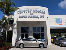 2013 Toyota XLE Premium LOW MILES 56,196 