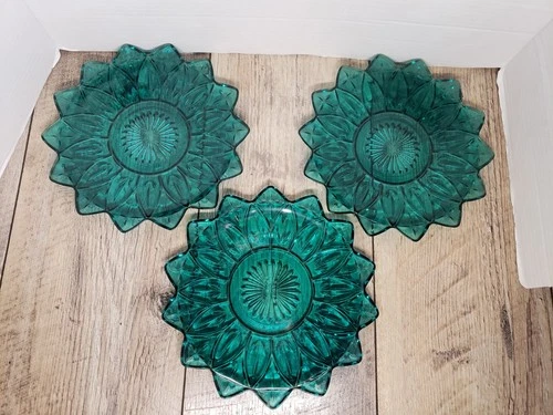 3 Vintage Federal Glass Teal Blue Green 12 Point Petal Pattern 9in Plates