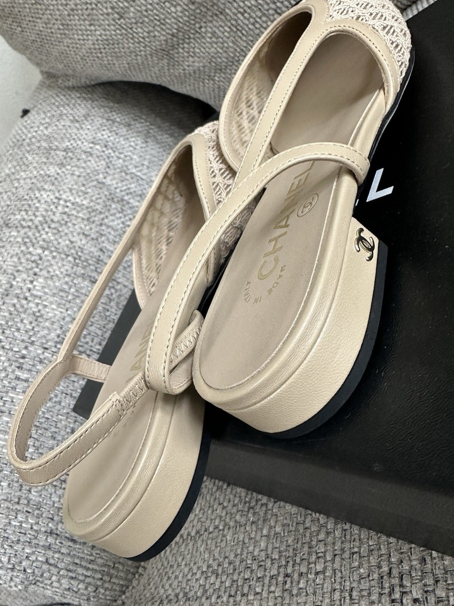 Size 40EU NEW CHANEL 25S Beige Embroidery Cap Toe CC