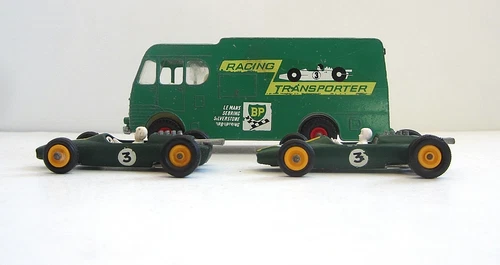 Matchbox Lesney RACING CAR TRANSPORTER #K-5/2 LOTUS RACING CARS #19