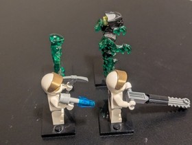 100% complete w/ manual Lego Mars Mission set 7646 ETX Alien Infiltrator