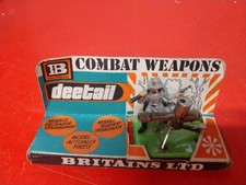 VINTAGE ANTIQUE BRITAINS LTD DEETAIL MILITARY SOLDIER COMBAT WEAPONS RARE