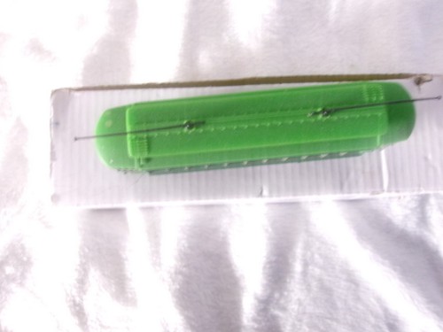 HO Scale Green Nonpowered Trolly With Metal Wheels - Picture 4 of 9