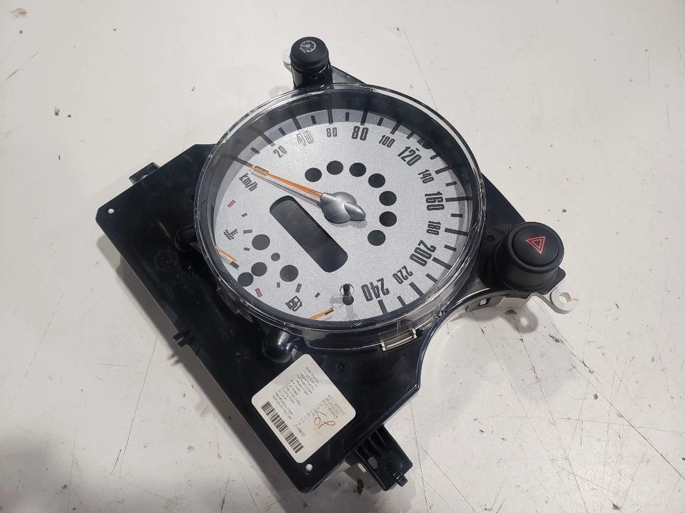 Mini Cooper R53 2004 - velocímetro cuadro de instrumentos KPH - 02-08 OEM 6932507 Foto 3 de 4