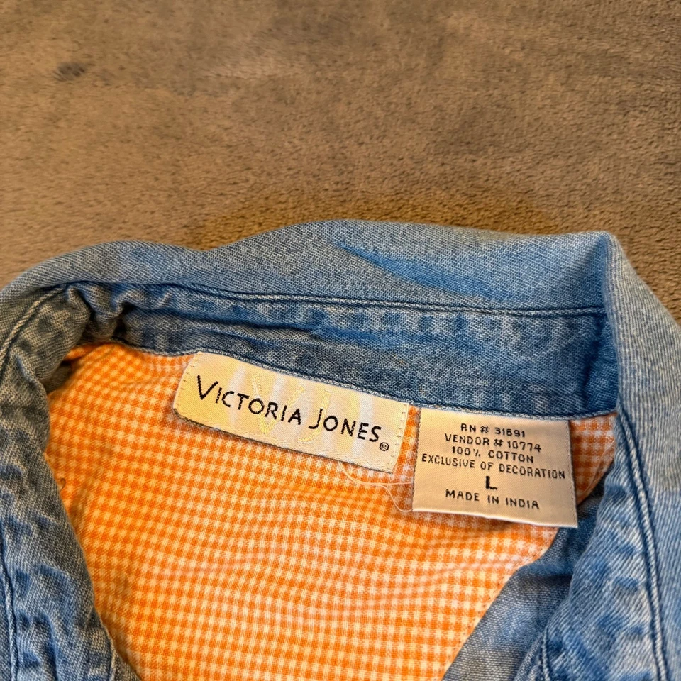 Victoria Jones Embroidered Denim Shirt Scarecrow Pumpkins Farm Fall Womens Large - Image 3 of 4