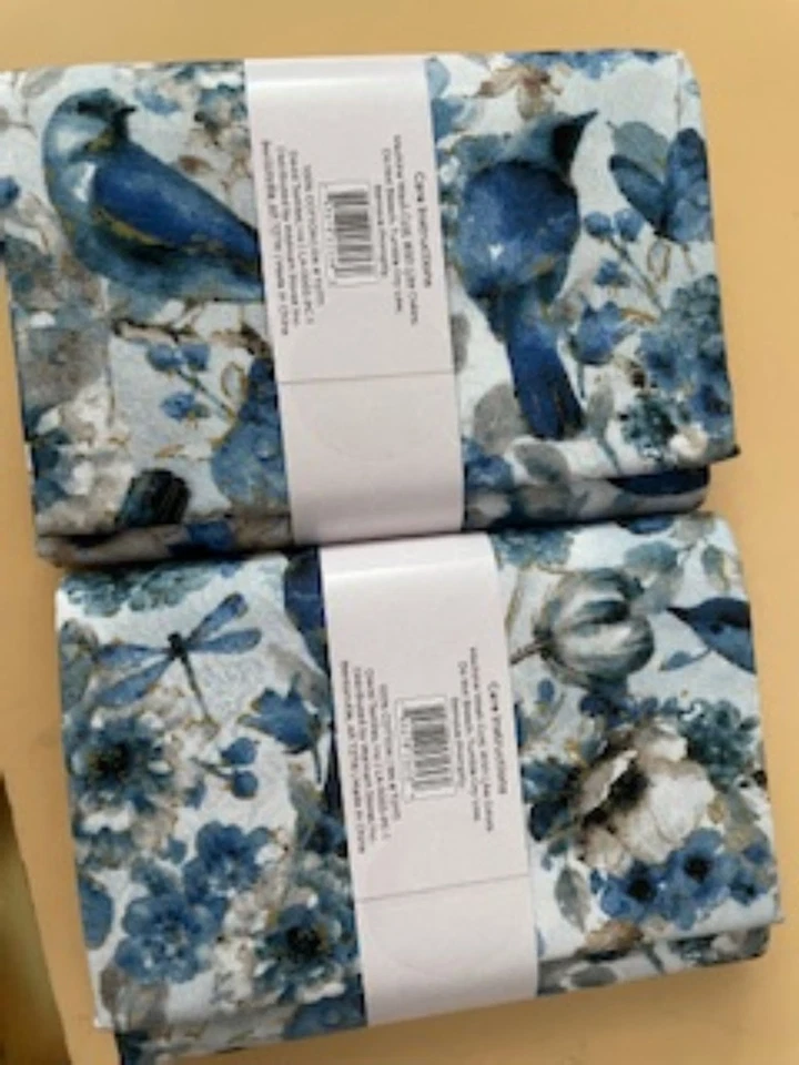 Pájaros Libélulas y Flores 1 Yarda Precortado Azul Sobre Blanco Tela Algodón Foto 4 de 4