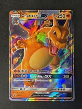 Charizard GX SM211 Sm Holo Hidden Fates Tin Sun & Moon Pokemon