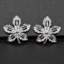 Vintage Sarah Coventry "Ivy" Leaf Earrings Rhodium Plated Silver Tone 1960s VTG