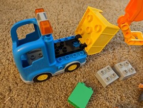 Lego Duplo 10812 Truck and Tracked Excavator 26 pc - Complete