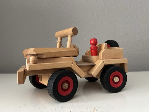 FAGUS JEEP aus Holz - Bild 8 von 11