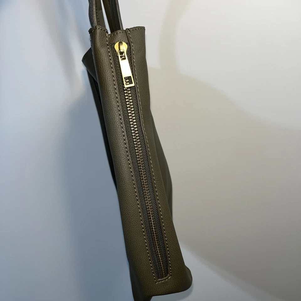 Bolso de Hombro Minimalista Boho Slouchy By Anthropologie Bolso de Mano Verde Imitación Cuero Foto 2 de 4