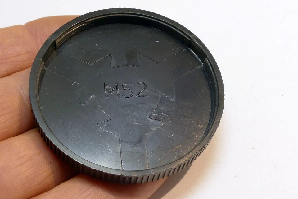 52mm Female thread Screw in Plastic Rear Lens Cap for 52mm filter stack - Image 3 of 4