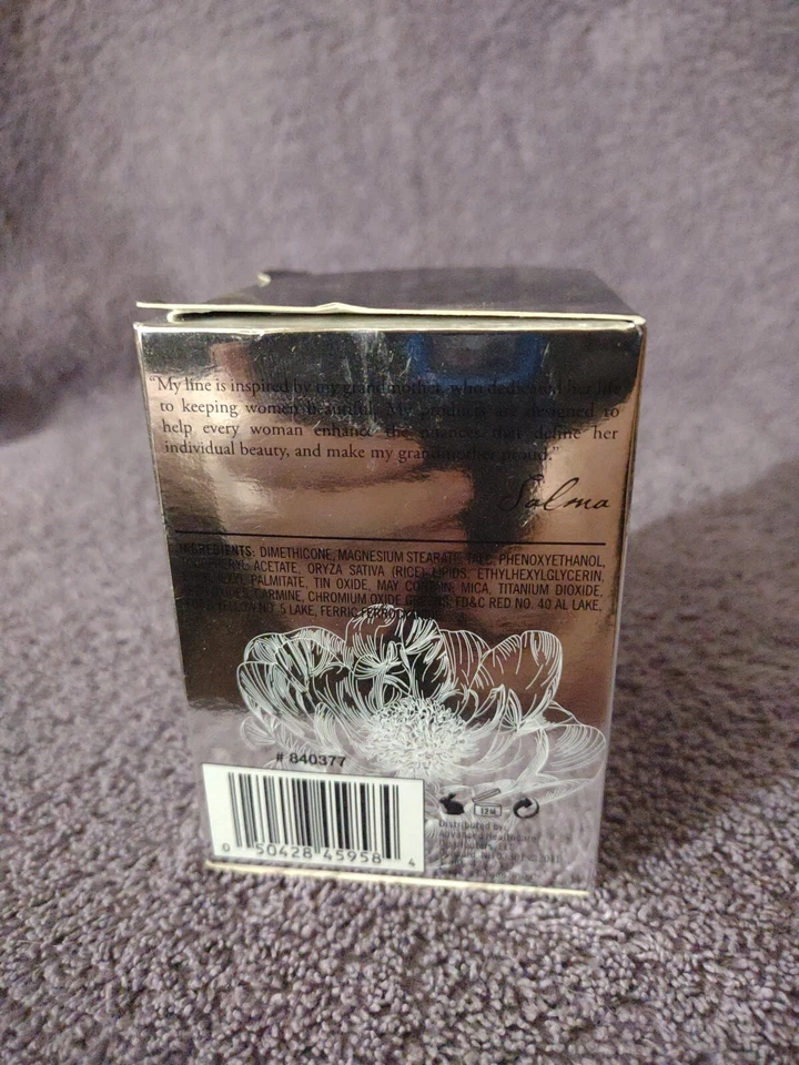 Nuance by Salma Hayek Eye Shadow Quad Kit #075 Smokey  - Image 3 of 4