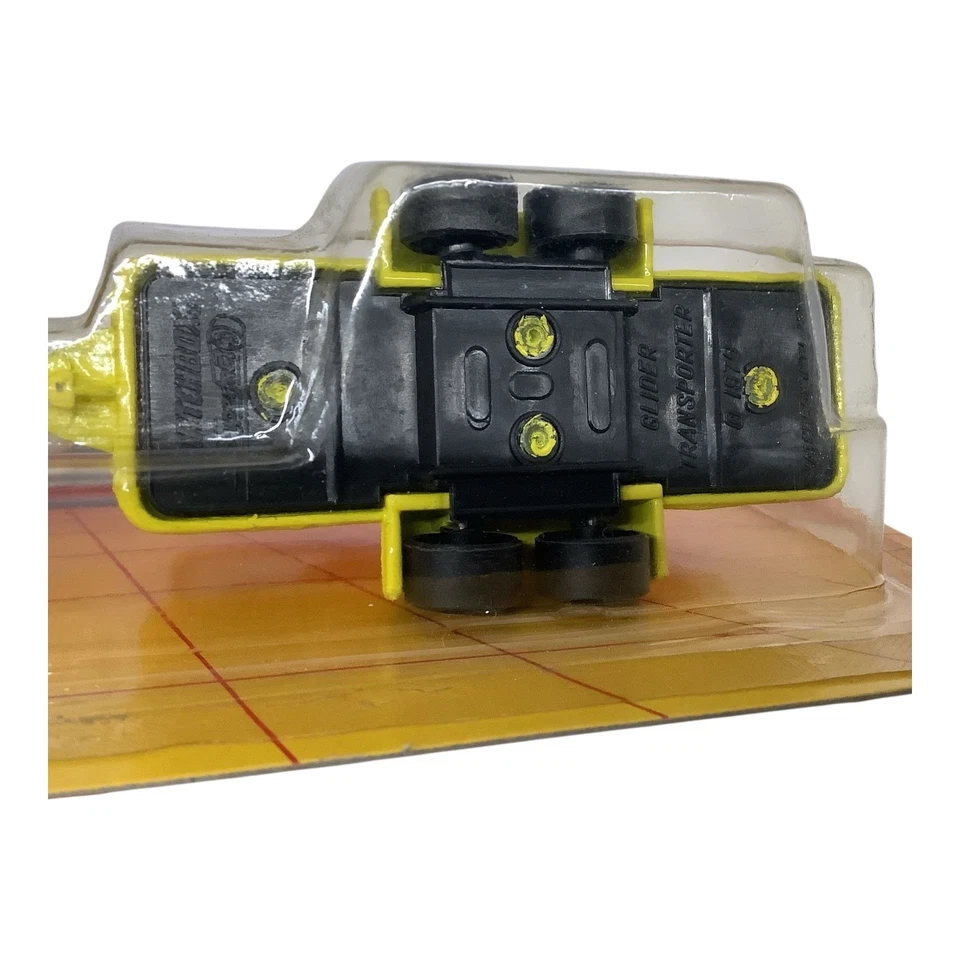 Matchbox TP 122 Porsche Turbo & Glider Transporter versión amarilla dos paquetes 1989 Foto 4 de 4