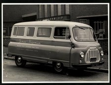 Fotografia Minibus Morris J2, della ditta Jones-Shipman Machine Tools di Leices 