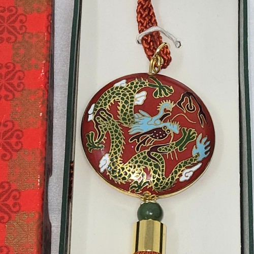 VINTAGE NEW CLOISONNE ENAMEL DRAGON BRASS ROUND PENDANT ROPE NECKLACE W/BOX - Picture 2 of 6