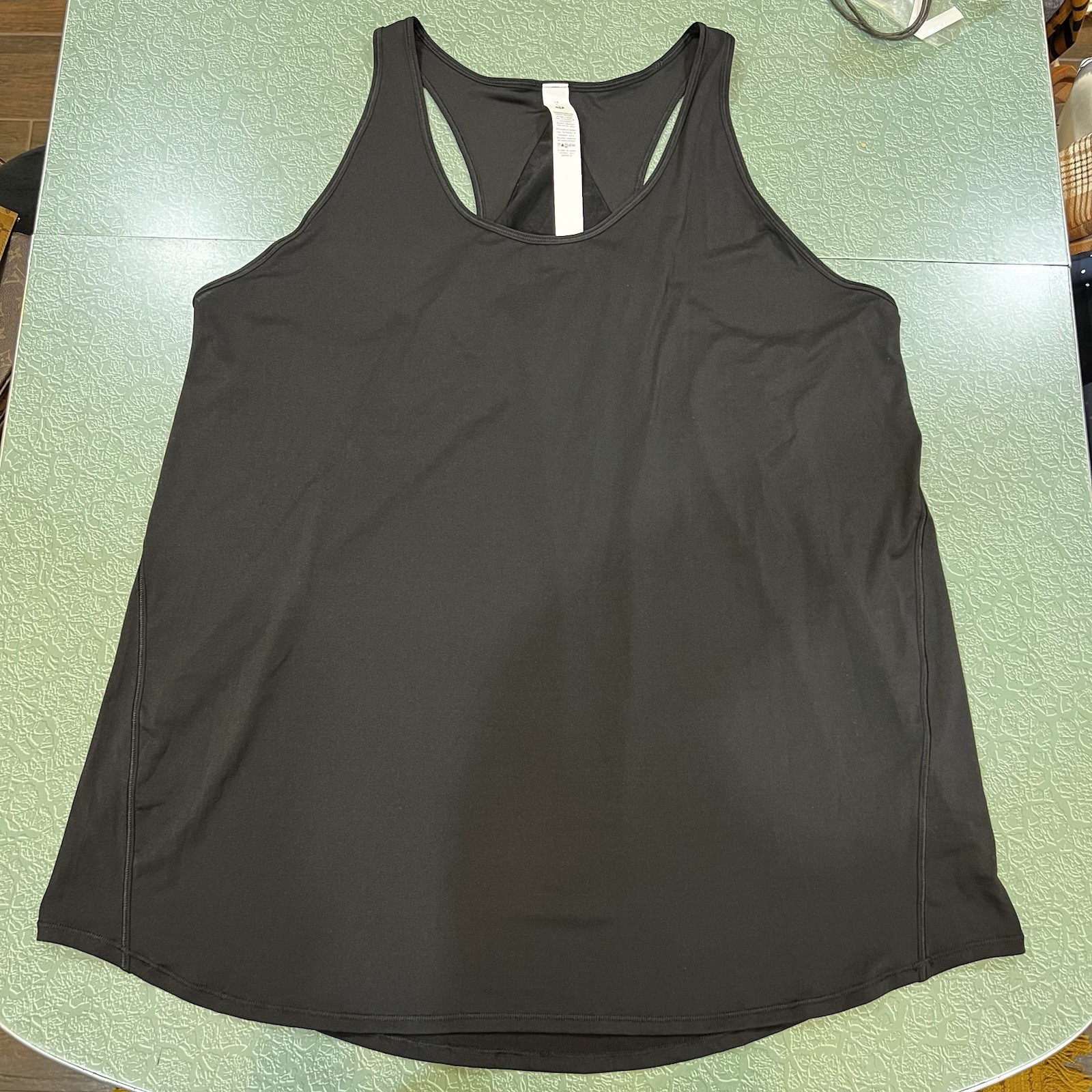 Lululemon Solid Black Essential Pleated Tank Top … - image 4