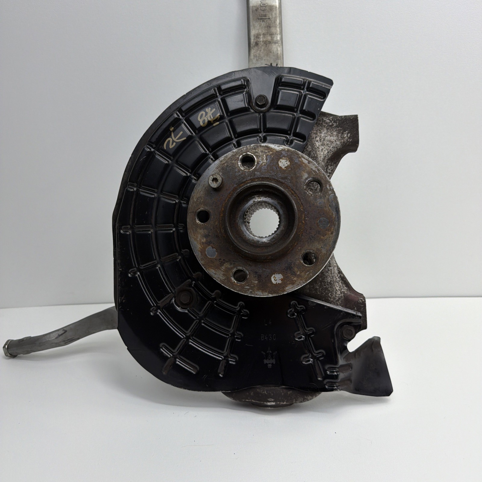 🟢2014-2016 MASERATI GHIBLI RWD FRONT RIGHT PASSENGER SPINDLE KNUCKLE HUB OEM🟢