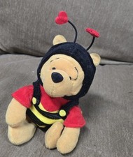 Disney Love Bee Winnie The Pooh Bean Bag Plush 8" Heart Valentine