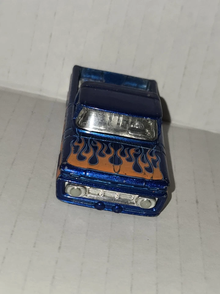 2012 Hot Wheels CUSTOM '62 CHEVY (azul/laranja) 154/247 estado usado - Imagem 3 de 4