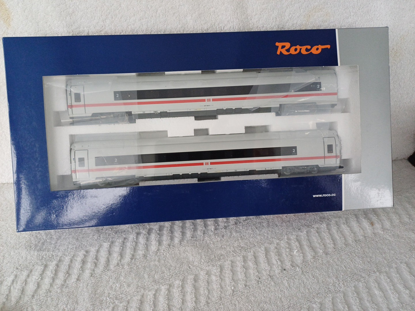 Roco HO Gauge 72099 DB ICE Twin Pack With Two 2nd Class Coaches