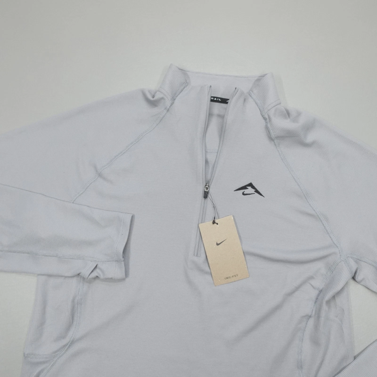 Nike Trail Dri-FIT 1/2-Zip Men's Size S Mid Layer Grey Running Top FV9994 078
Opens in a new window