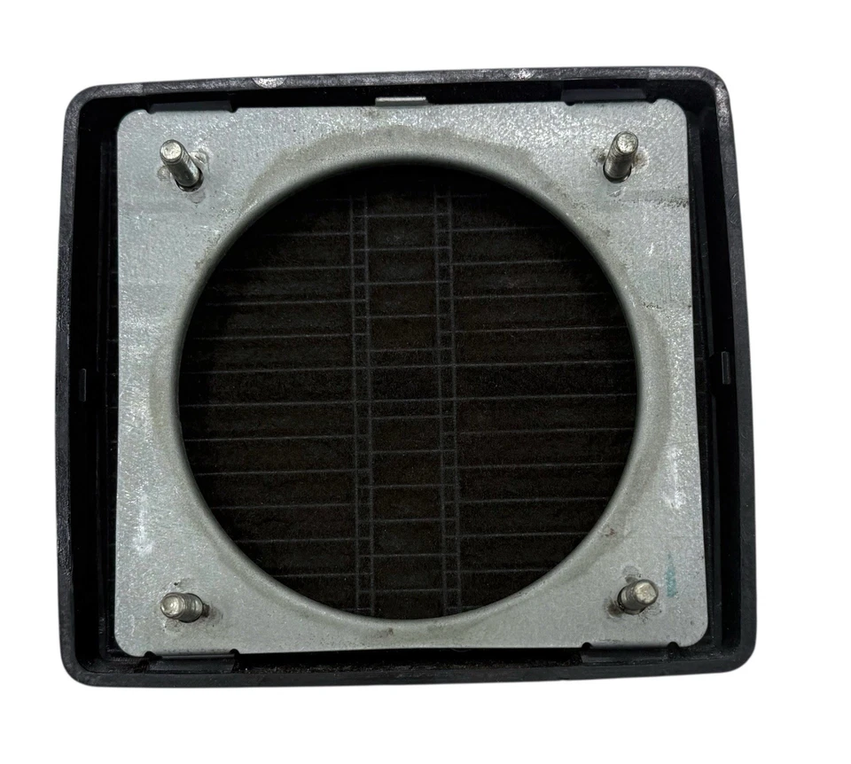 Cubierta de altavoz de panel de puerta para camioneta Toyota SR5 79-83 OEM negra Foto 2 de 2