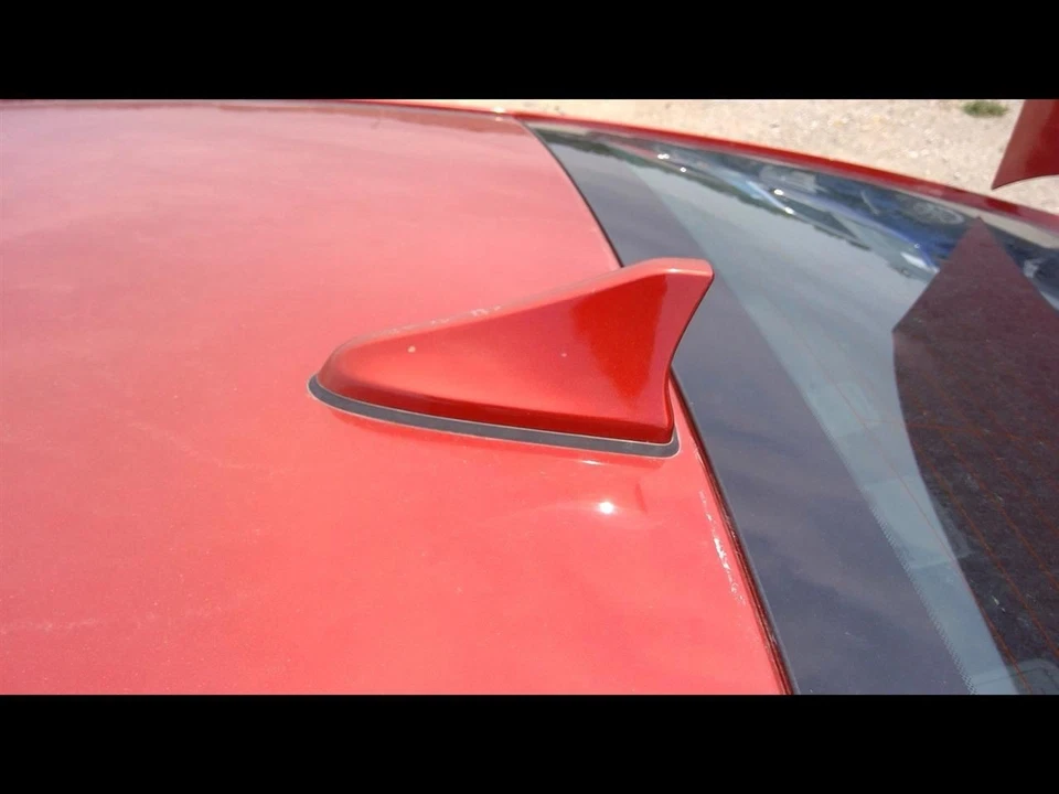 2017 2018 HYUNDAI ELANTRA Shark Fin Roof Mounted Antenna Red Foto 2 de 4