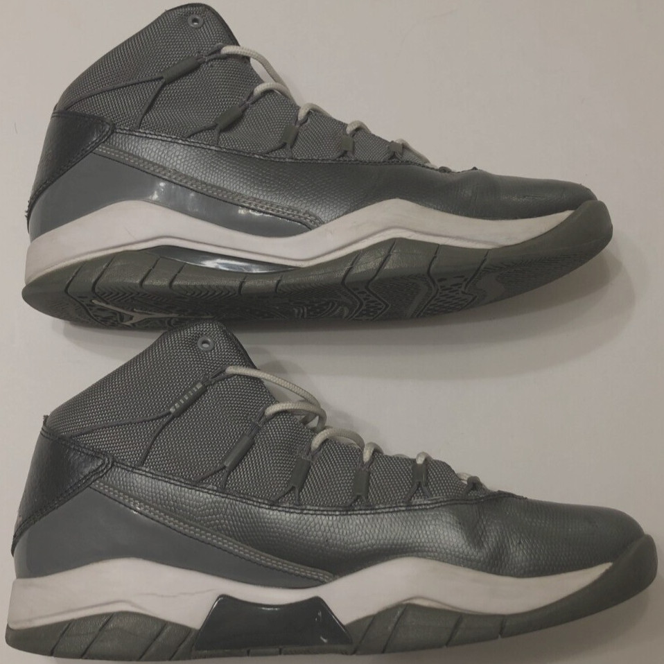 NIKE Air Jordan Prime Flight 616846-003 Youth Grey Basketball Shoes Sneakers 10 thumbnail 4