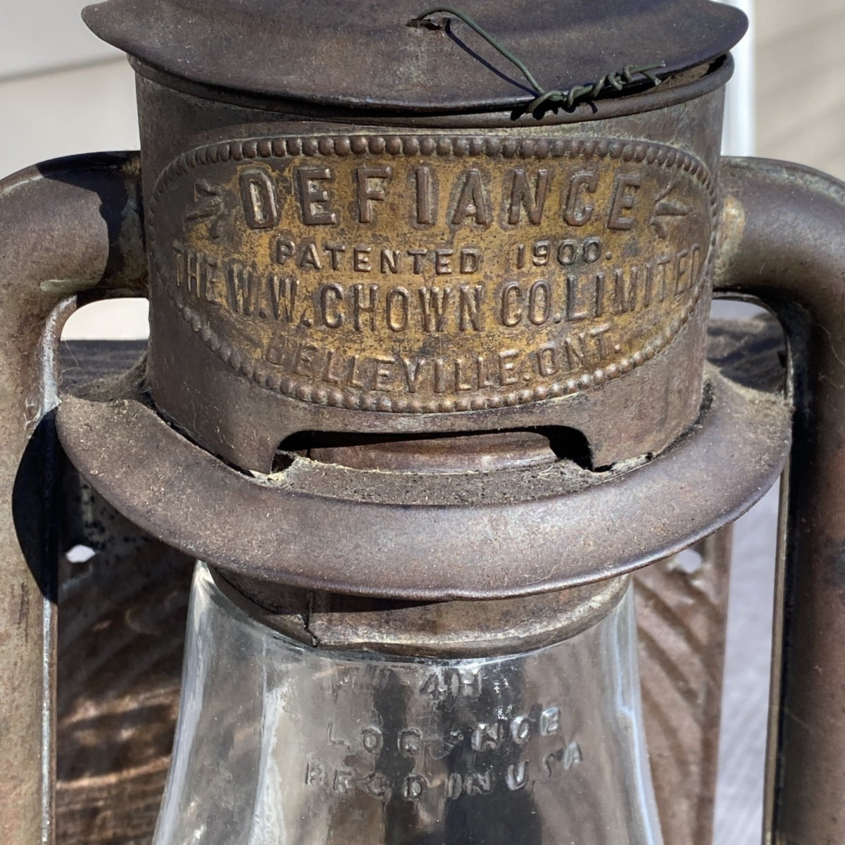 PATD 1898 1900 WW CHOWN DEFIANCE Oil Lantern BELLEVILLE ONTARIO